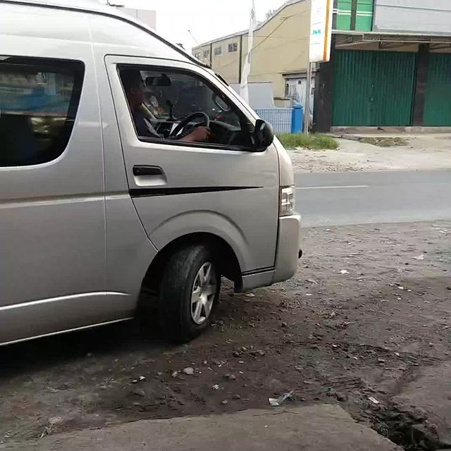 Layanan Sewa Mobil + Supir  Kedungreja  Ke Mangkubumi